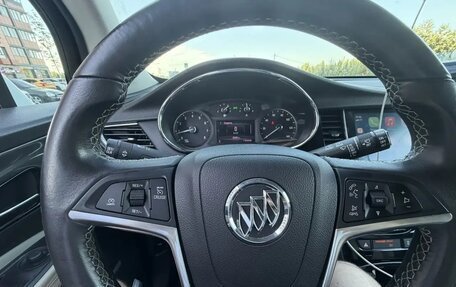 Buick Encore I, 2018 год, 1 500 000 рублей, 18 фотография