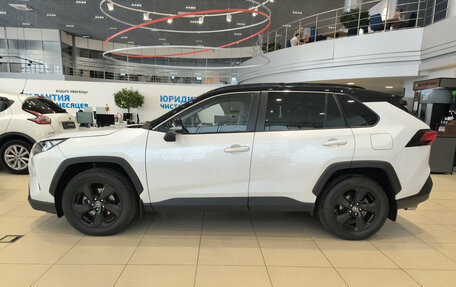Toyota RAV4, 2021 год, 3 750 000 рублей, 10 фотография