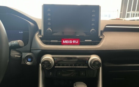 Toyota RAV4, 2021 год, 3 750 000 рублей, 18 фотография