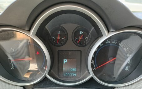 Chevrolet Cruze II, 2011 год, 810 000 рублей, 28 фотография