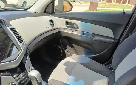 Chevrolet Cruze II, 2011 год, 810 000 рублей, 31 фотография