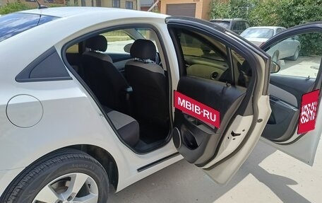Chevrolet Cruze II, 2011 год, 810 000 рублей, 17 фотография