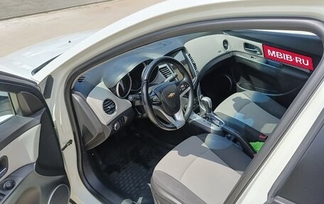 Chevrolet Cruze II, 2011 год, 810 000 рублей, 32 фотография