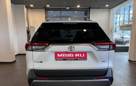 Toyota RAV4, 2019 год, 3 473 000 рублей, 4 фотография