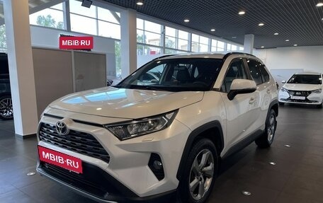 Toyota RAV4, 2019 год, 3 473 000 рублей, 7 фотография