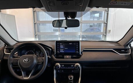 Toyota RAV4, 2019 год, 3 473 000 рублей, 9 фотография