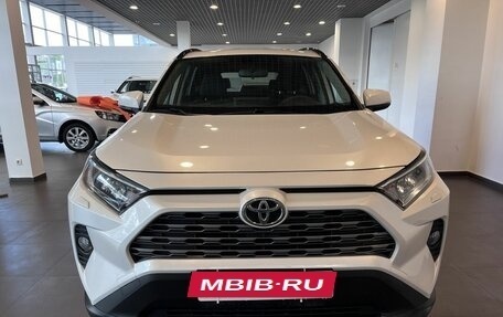 Toyota RAV4, 2019 год, 3 473 000 рублей, 8 фотография