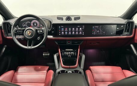 Porsche Cayenne III, 2024 год, 17 490 000 рублей, 18 фотография