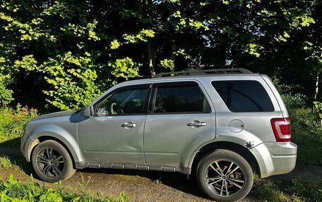 Ford Escape II, 2010 год, 670 000 рублей, 2 фотография