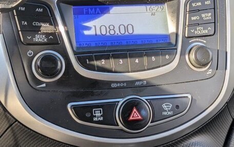 Hyundai Solaris II рестайлинг, 2014 год, 810 000 рублей, 12 фотография