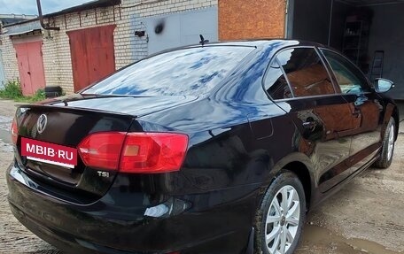 Volkswagen Jetta VI, 2012 год, 1 050 000 рублей, 3 фотография