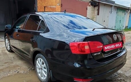 Volkswagen Jetta VI, 2012 год, 1 050 000 рублей, 4 фотография