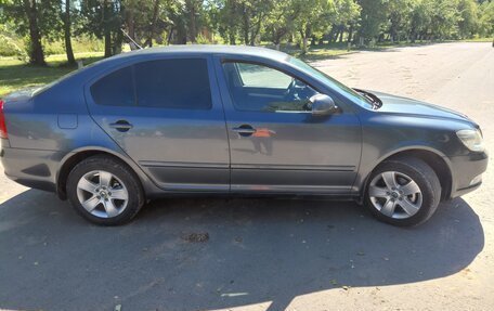 Skoda Octavia, 2011 год, 850 000 рублей, 2 фотография