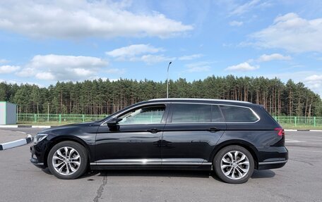 Volkswagen Passat B8 рестайлинг, 2019 год, 1 936 000 рублей, 3 фотография