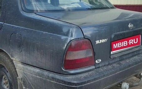 Nissan Sunny N14, 1992 год, 109 000 рублей, 1 фотография