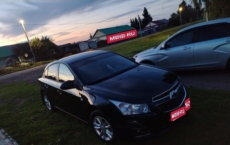 Chevrolet Cruze II, 2013 год, 800 000 рублей, 1 фотография