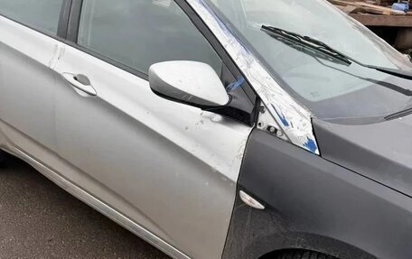 Hyundai Solaris II рестайлинг, 2016 год, 400 000 рублей, 8 фотография