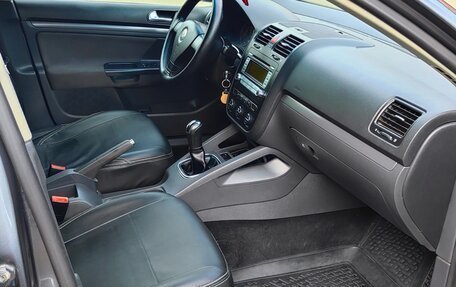 Volkswagen Jetta VI, 2006 год, 400 000 рублей, 11 фотография
