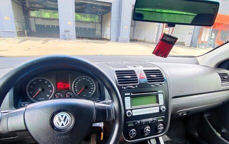 Volkswagen Jetta VI, 2006 год, 400 000 рублей, 14 фотография