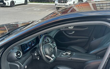 Mercedes-Benz E-Класс, 2018 год, 3 600 000 рублей, 12 фотография