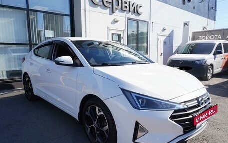Hyundai Elantra VI рестайлинг, 2019 год, 1 400 000 рублей, 3 фотография