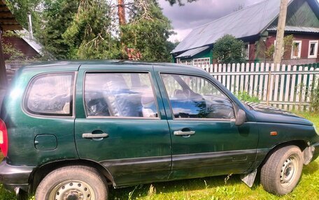 Chevrolet Niva I рестайлинг, 2004 год, 180 000 рублей, 9 фотография