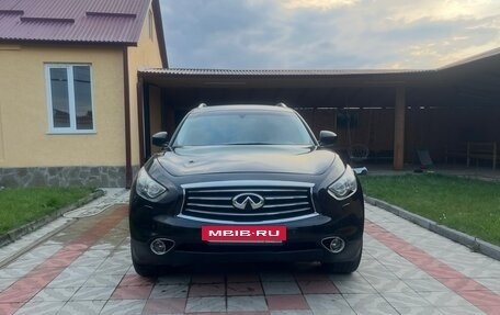 Infiniti FX II, 2010 год, 1 390 000 рублей, 3 фотография