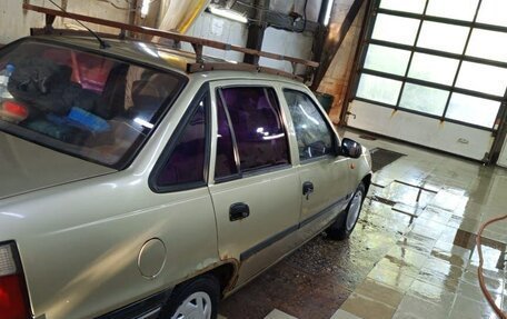 Daewoo Nexia I рестайлинг, 2007 год, 60 000 рублей, 2 фотография