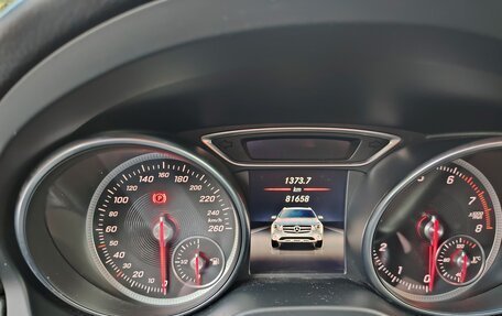Mercedes-Benz GLA, 2018 год, 2 800 000 рублей, 13 фотография