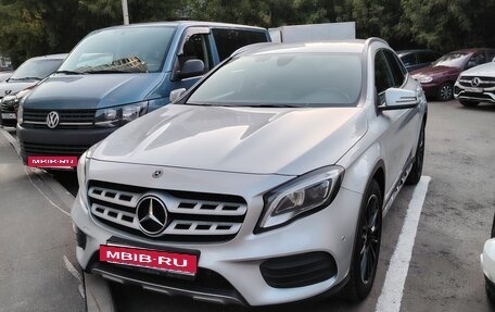 Mercedes-Benz GLA, 2018 год, 2 800 000 рублей, 21 фотография