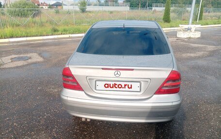 Mercedes-Benz C-Класс, 2004 год, 400 000 рублей, 7 фотография