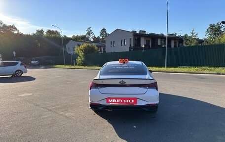Hyundai Elantra, 2022 год, 1 650 000 рублей, 5 фотография