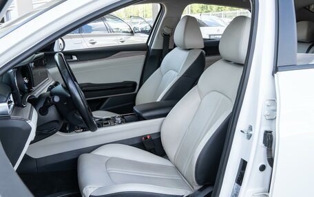 KIA K5, 2020 год, 2 800 000 рублей, 13 фотография