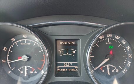 Skoda Superb III рестайлинг, 2012 год, 650 000 рублей, 2 фотография