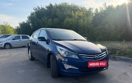Hyundai Solaris II рестайлинг, 2015 год, 890 000 рублей, 6 фотография
