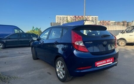 Hyundai Solaris II рестайлинг, 2015 год, 890 000 рублей, 5 фотография