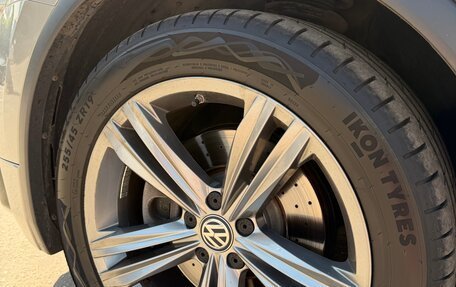 Volkswagen Tiguan II, 2019 год, 3 500 000 рублей, 10 фотография