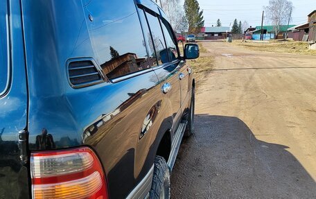 Toyota Land Cruiser 100 рестайлинг 2, 1999 год, 2 100 000 рублей, 4 фотография