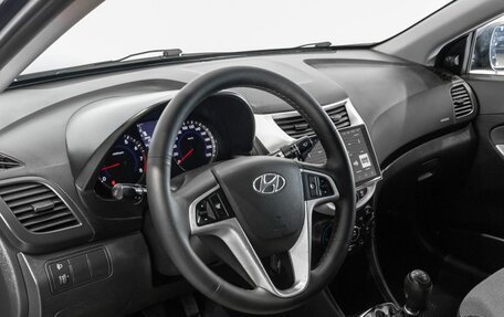 Hyundai Solaris II рестайлинг, 2013 год, 760 000 рублей, 5 фотография