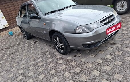 Daewoo Nexia I рестайлинг, 2012 год, 320 000 рублей, 4 фотография