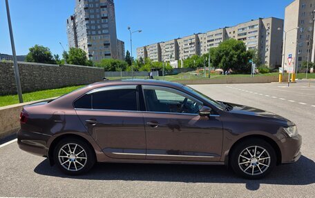 Volkswagen Jetta VI, 2017 год, 1 300 000 рублей, 4 фотография