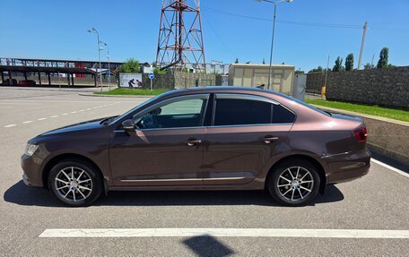 Volkswagen Jetta VI, 2017 год, 1 300 000 рублей, 10 фотография
