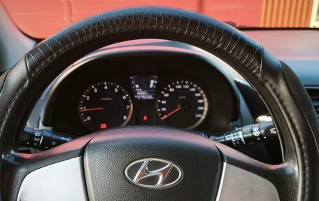 Hyundai Solaris II рестайлинг, 2011 год, 600 000 рублей, 7 фотография