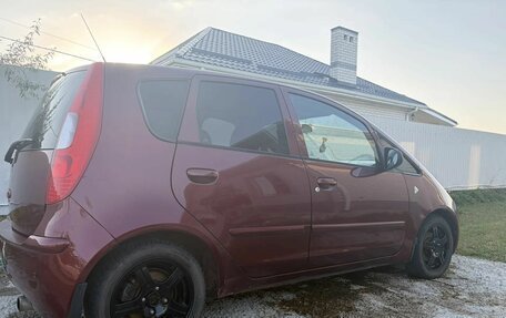 Mitsubishi Colt VI рестайлинг, 2005 год, 330 000 рублей, 2 фотография