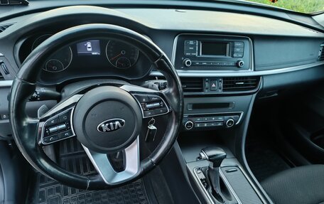 KIA Optima IV, 2018 год, 1 800 000 рублей, 8 фотография