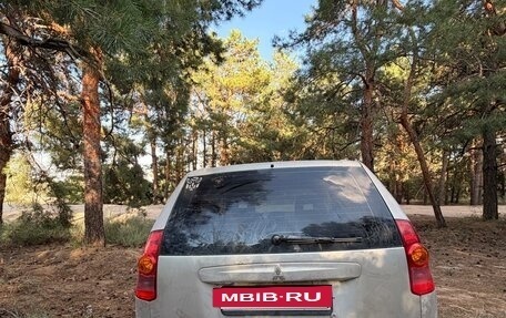 Mitsubishi Space Star I рестайлинг, 2003 год, 150 000 рублей, 7 фотография