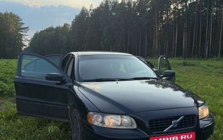 Volvo S60 III, 2004 год, 450 000 рублей, 4 фотография