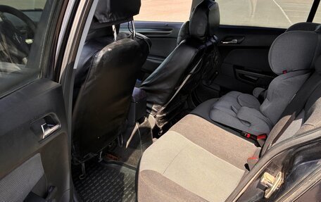 Opel Astra H, 2005 год, 390 000 рублей, 17 фотография