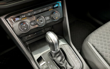Volkswagen Tiguan II, 2017 год, 2 290 000 рублей, 27 фотография