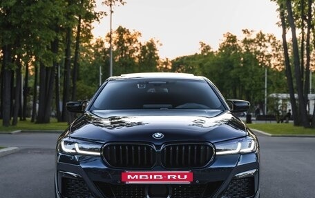 BMW 5 серия, 2020 год, 4 300 000 рублей, 3 фотография